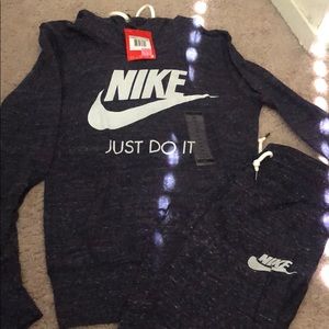 Nike sweat outfit